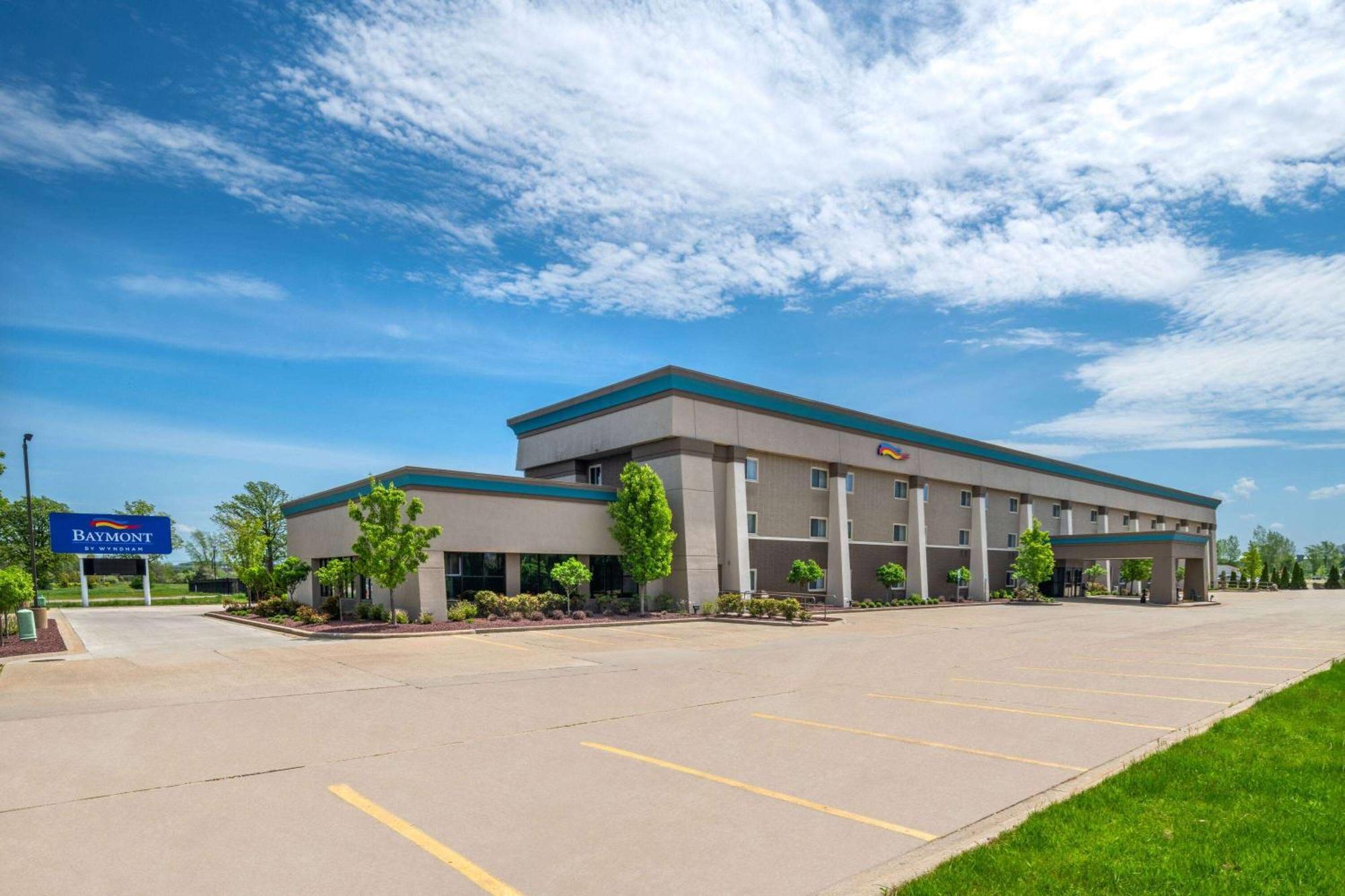 Hotel Baymont By Wyndham Mt. Pleasant Mount Pleasant Exteriér fotografie